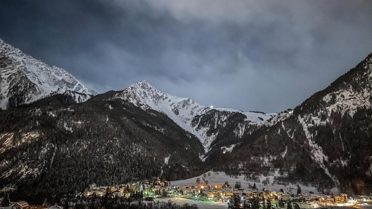 L'Atelier Du Temps - Hemmet Apartment Courmayeur Ngoại thất bức ảnh