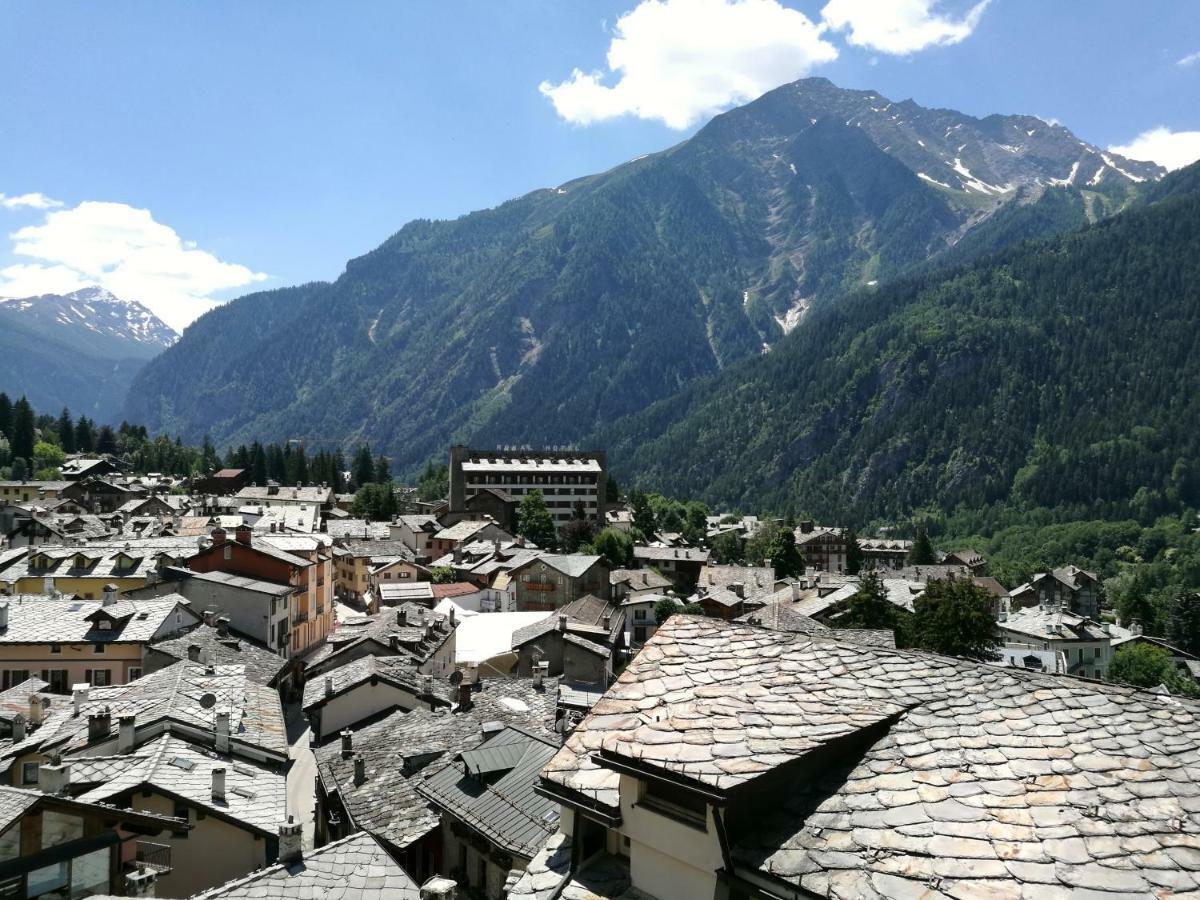 L'Atelier Du Temps - Hemmet Apartment Courmayeur Ngoại thất bức ảnh